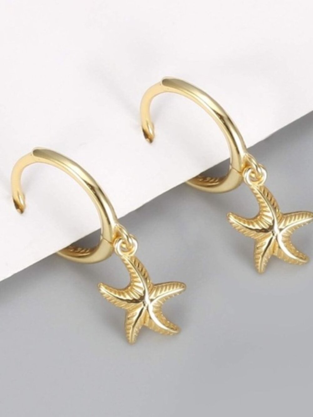 Exquisite 18K Gold Vermeil 925 Sterling Silver Starfish Hoop Earrings